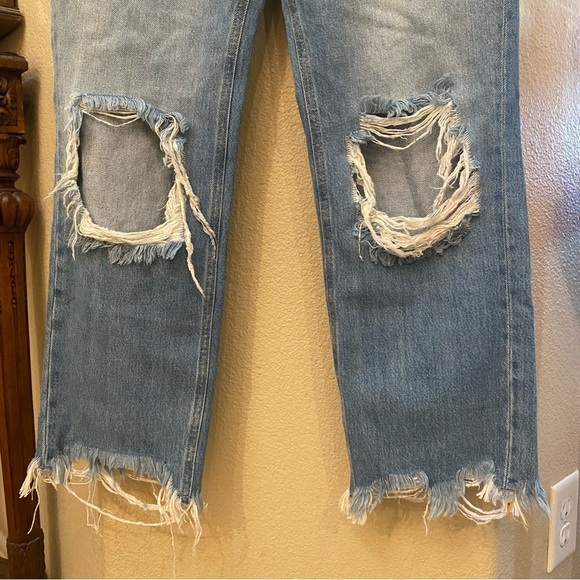 Free People WE THE FREE Women Blue Maggie Ripped Raw Frayed Hem Jeans Size 27 - Picture 3 of 8